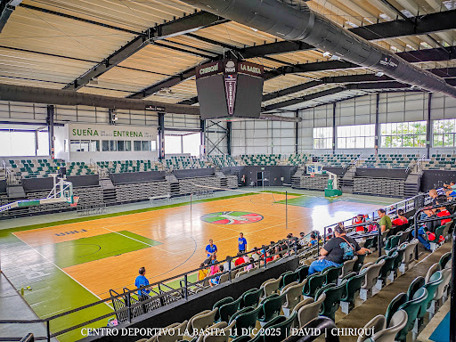 Centro Deportivo La Basita