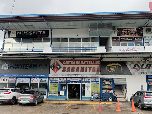 Cars Plaza