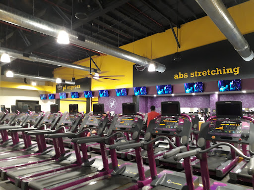 Planet Fitness • Santa María