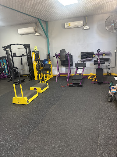 Club Fit Fitness Center