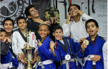 Opinión de Defense Club Coronado Serpente Jiu Jitsu 1 Opinión de Defense Club Coronado: Jiu Jitsu Serpenteado