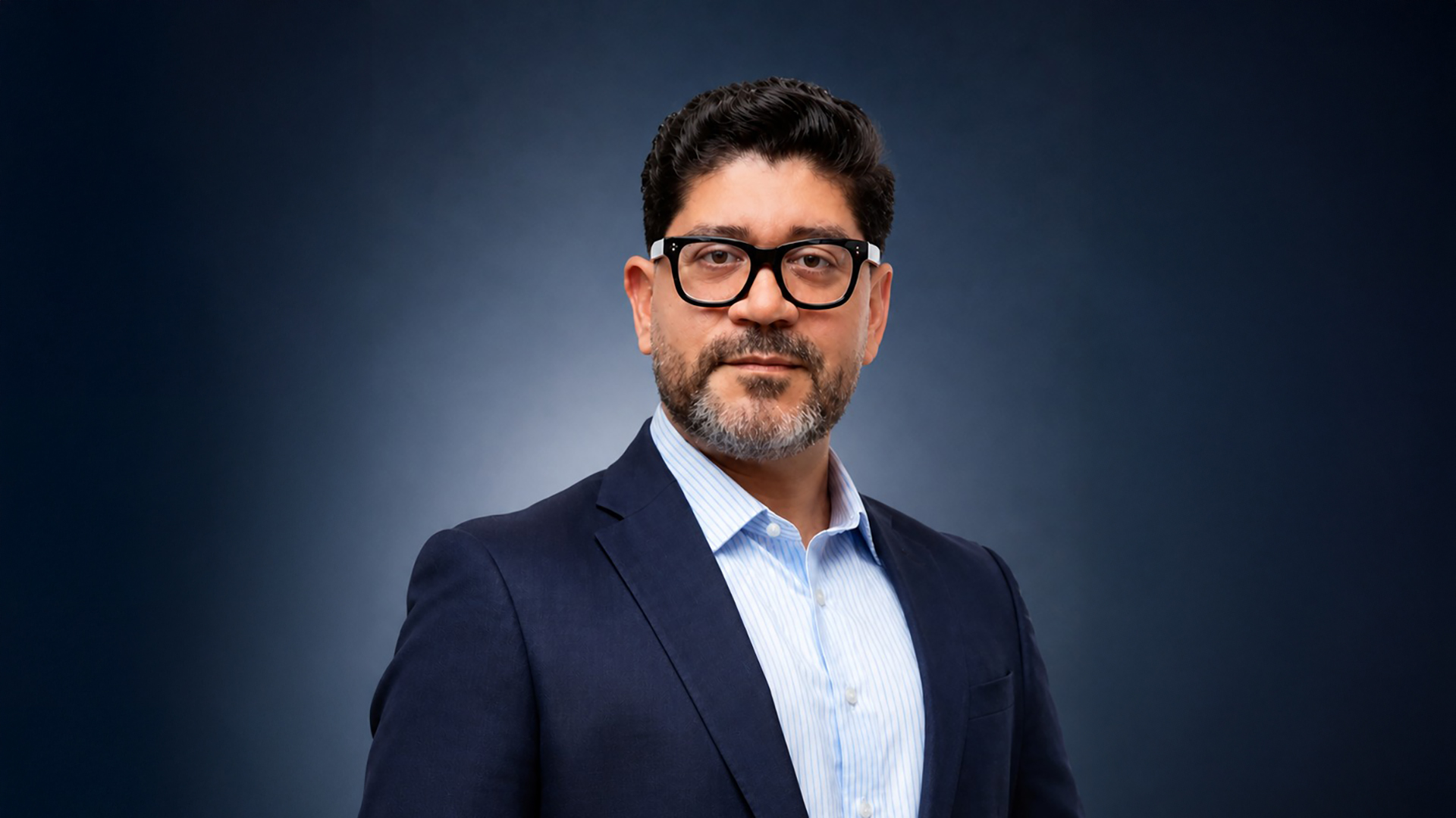 Opinión de Luis Alberto Mendoza Dosman: Análisis SEO y Estrategias